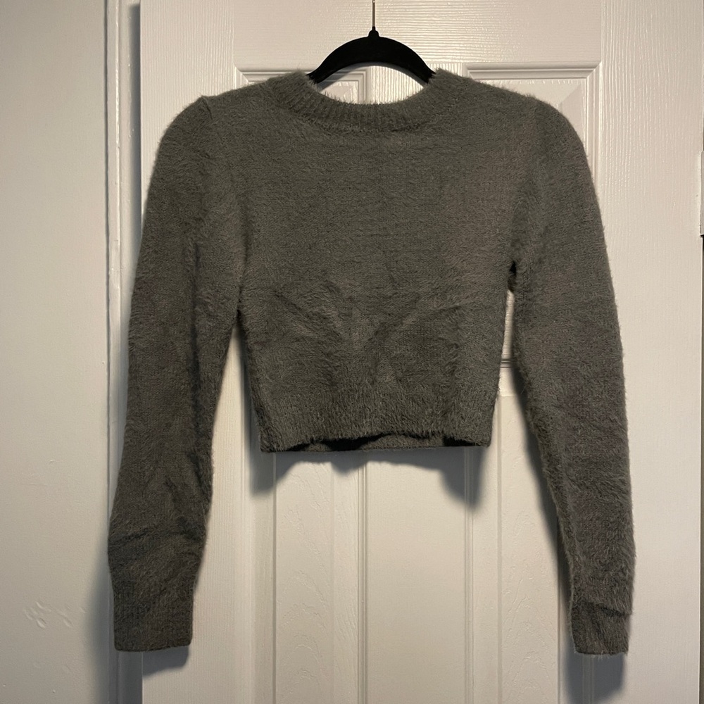 UO Fuzzy Cropped Sweater